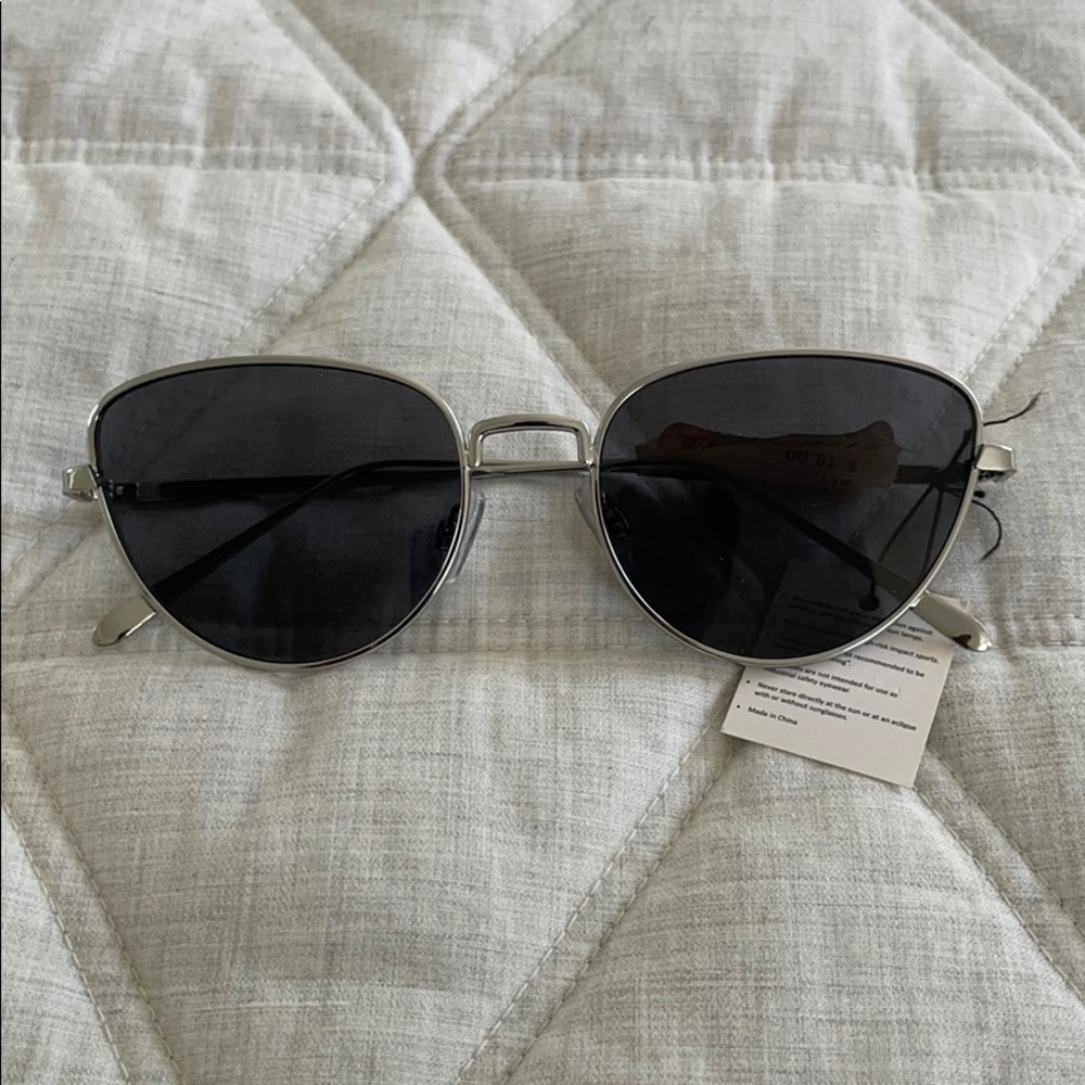 Urban Outfitters sunglasses
